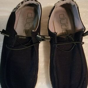 Hey Dude Women's Wendy Fleece Leopard Print Black